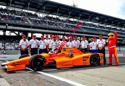 Indy 2017-Crew (NS).jpg