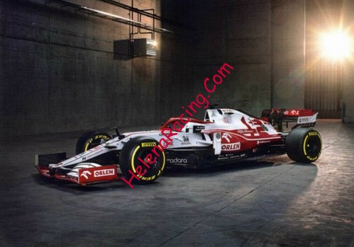 Card 2021 Formula 1 Verso (NS).jpg