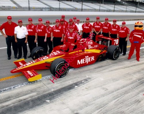 Indy 2004-Crew (NS).jpg