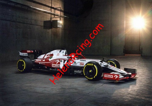 Card 2021 Formula 1 Verso (NS).jpg