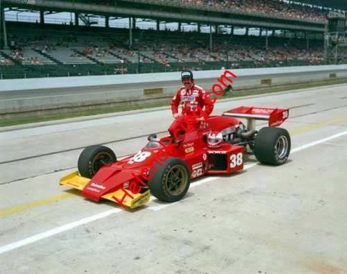 Indy 1977 (NS).jpg